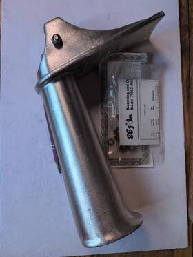 07-223 Eez-in Garelick Mfg 71052 Anchor Holder Stainless Steel R2sh3