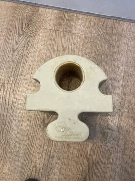 Ez12712 Ez Dock Pipe Bracket Used I Good Condition