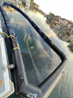 Fd35x Fab Dock Inflatable Dry Boat Docking System 43 X 14 3 Inch For 35 Boats