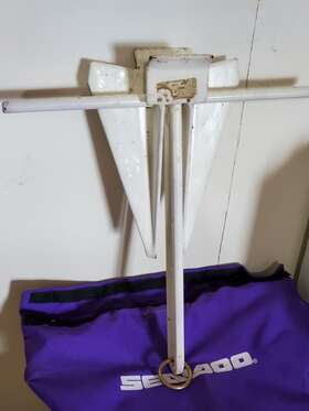 669-11wht Greenfield Products Boat Slip Ring Anchor Fluke 8 Lb #11 White #669-11wht With Bag