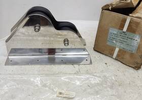 66840100 Lewmar # New 16kg Del Anchor Bow Roller Boston Whaler 345 Conquest