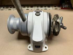 004358 Lofrans Royal Manual Windlass