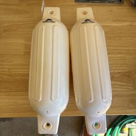 Ozark 039364115419 Trail Inflatable Vinyl Boat Fender-white 4.5 X 16 2 Pack