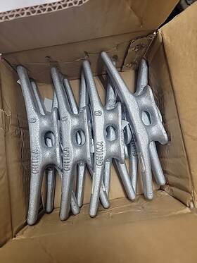 30610 Seachoice 12 8 Inch Galvanized Gray Iron Open Base Cleats For Boats And Docks