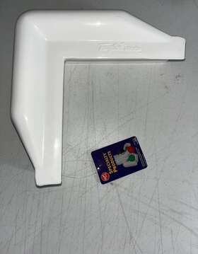 460813 Taylor Made Specialty Products 90 Degree Boat Dock Corner Bumper White Nwt