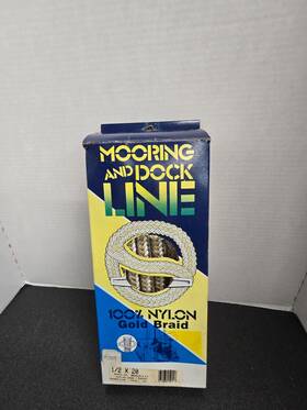 15255 Wellington Marine Mooring And Docking Line 1/2 Inch X 20 Ft 3 Strand Twisted 100% Nylon