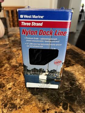 8554-16-00015 West Marine 1/2 Inch X 15 Nylon Dock Line 3 Strand Black Rope New