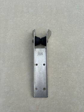 Windline Marine Pn 1068137 Used Boat Anchor Roller 2 1/2 Inch Stainless Steel Missing Pin