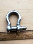 Shackle, Bow, 10MM Oversize 12MM Pin Suncor S0116-FS10 Stainless Steel. Fixed Price $10.00.